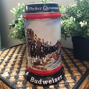 VTG 1992 Collectors Series “A Perfect Christmas”